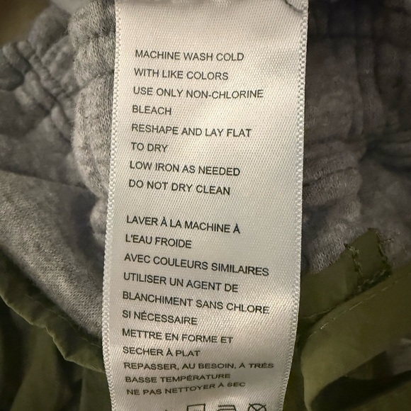 BDG Gray & Olive Utility Pocket Sweat Shorts Size L | Cozy Streetwear - Picture 9 of 10